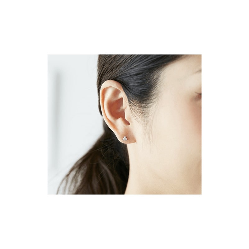 アルキオーネ ピアス ホワイトゴールド