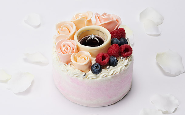 プロポーズケーキ　Berry
