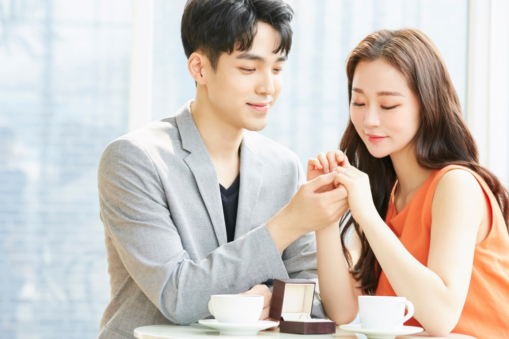 婚約指輪にエタニティリングが人気！魅力と選ぶ際の注意点を解説_1